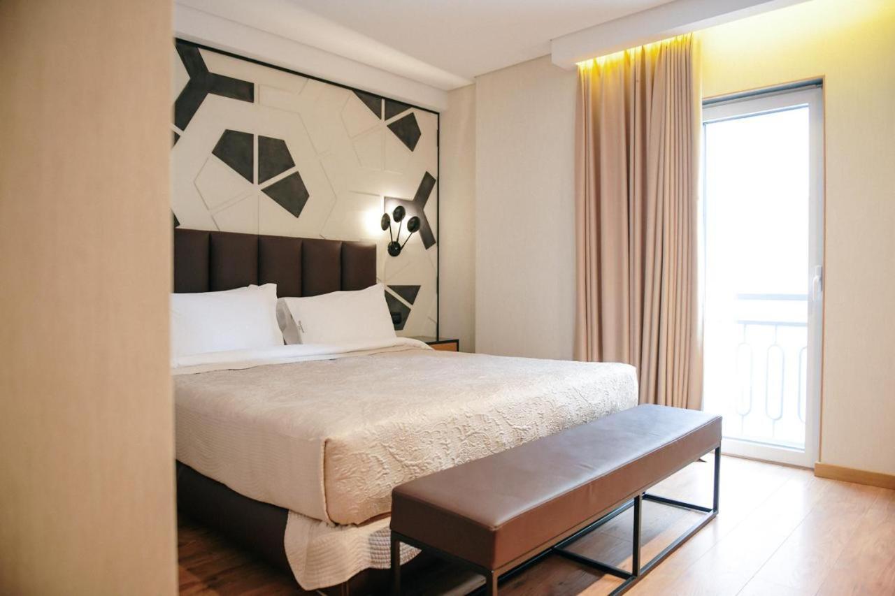 Richmond Hotel Korça Exteriör bild