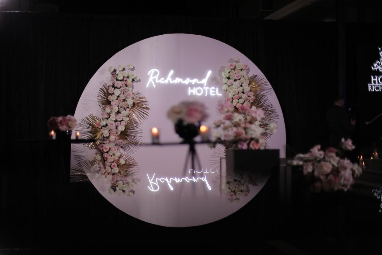 Richmond Hotel Korça Exteriör bild